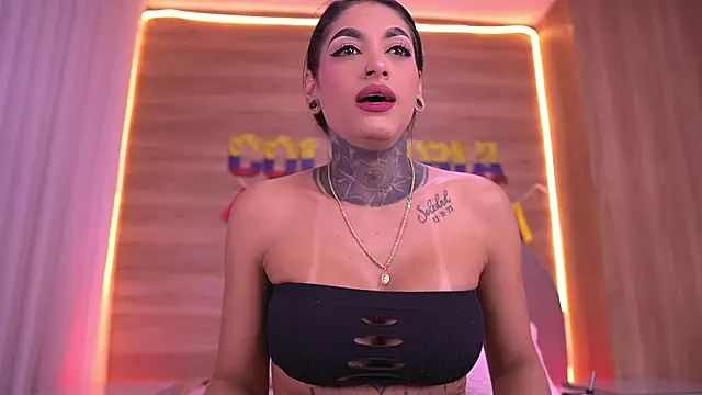 danna berlin  online show from July 2026 07:14:02 PM