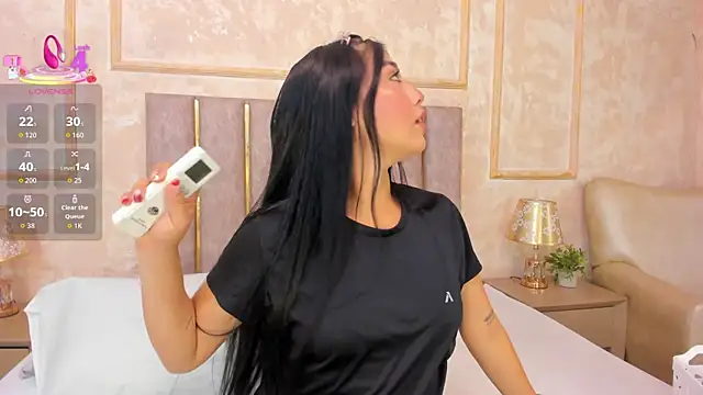 Natasharuso online show from September 2025 11:43:01 AM