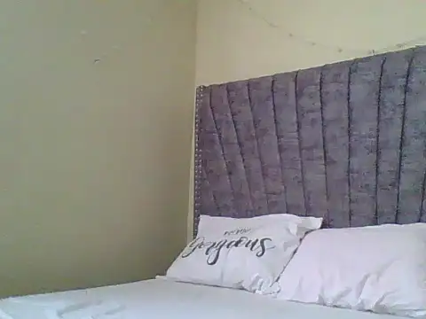 Snapshot of Dizzydose chatting on November 2025 07:52:02 AM Dizzydose online show from November 2025 07:52:02 AM