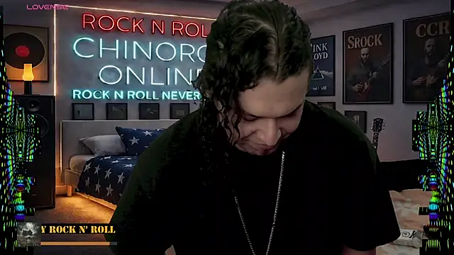 Snapshot of chino_roz chatting on March 2026 07:27:01 AM chino roz online show from March 2026 07:27:01 AM