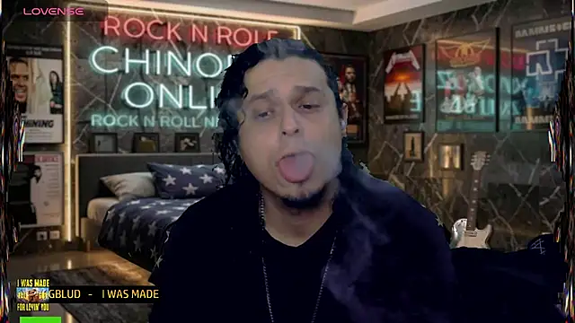 Snapshot of chino_roz chatting on June 2026 08:09:01 AM chino roz online show from June 2026 08:09:01 AM