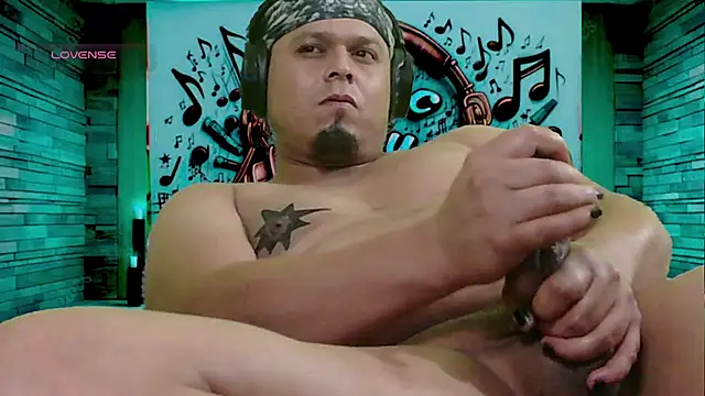 chino roz online show from March 2025 12:43:02 PM