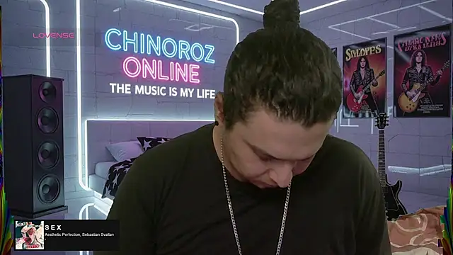 chino roz online show from September 2025 01:42:01 PM