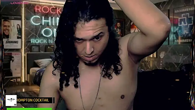 Snapshot of chino_roz chatting on June 2026 12:22:01 PM chino roz online show from June 2026 12:22:01 PM