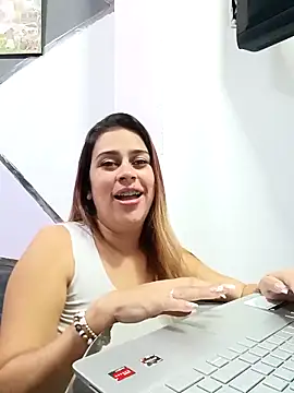 Snapshot of Latina_sexy1 chatting on March 2025 01:45:01 PM Latina sexy1 online show from March 2025 01:45:01 PM