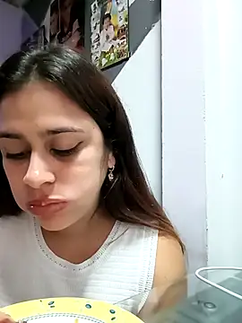 Snapshot of Latina_sexy1 chatting on October 2025 02:35:01 AM Latina sexy1 online show from October 2025 02:35:01 AM