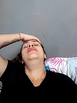 Latina sexy1 online show from March 2026 04:12:01 PM