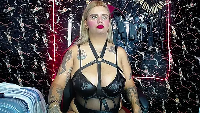 mia boobs hot online show from October 2025 10:43:02 PM