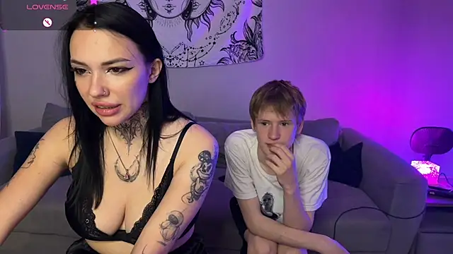 Laura Key online show from July 2026 06:48:01 PM
