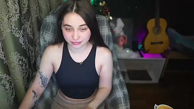 delicatedBailey online show from February 2025 05:29:01 AM