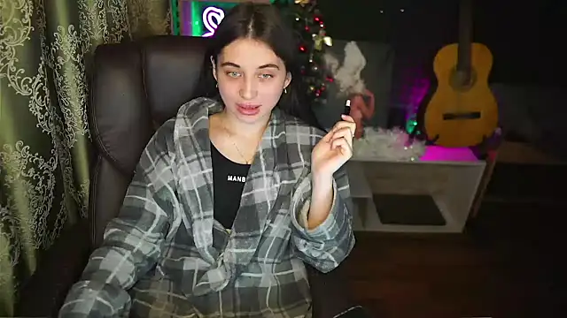 delicatedBailey online show from January 2025 02:52:01 PM
