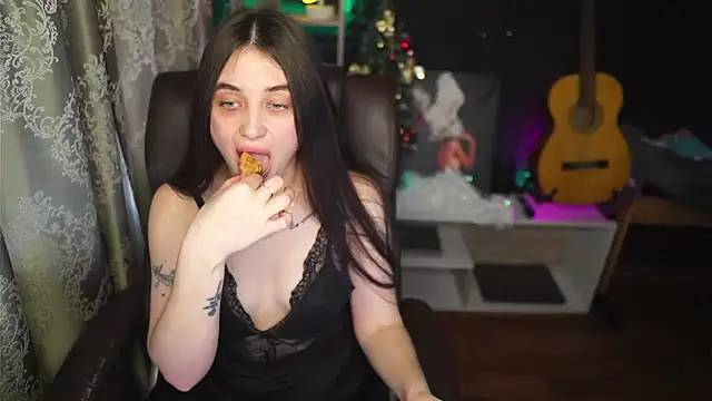 delicatedBailey online show from February 2025 05:51:01 AM