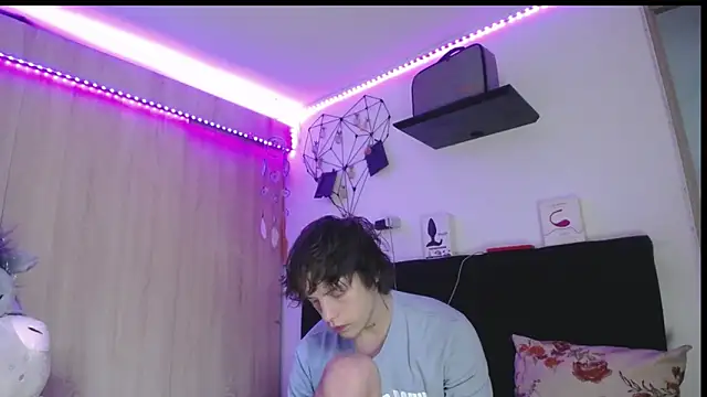 Santiago kiler online show from March 2026 12:28:02 PM