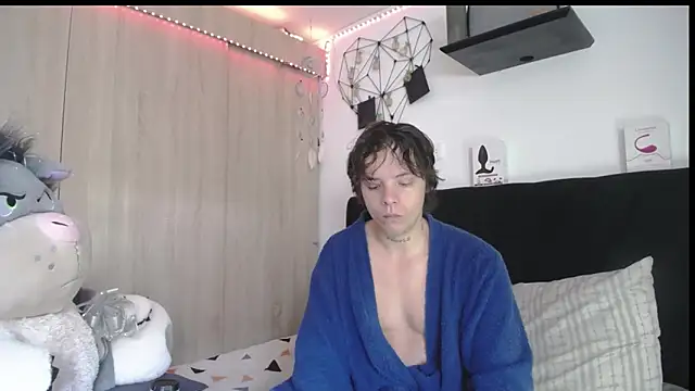 Santiago kiler online show from April 2026 02:33:01 PM