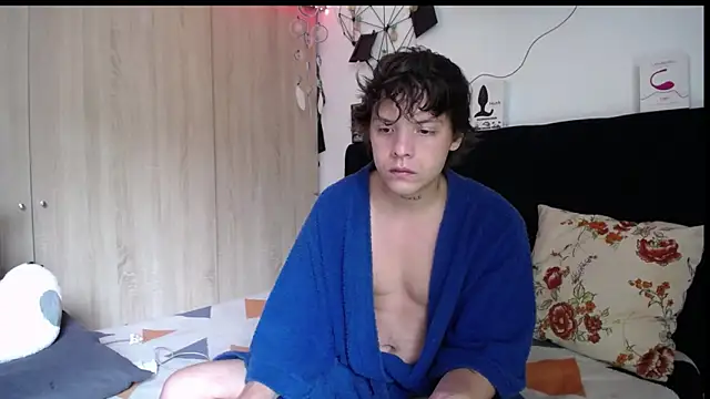 Santiago kiler online show from February 2026 06:20:02 PM