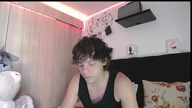 Santiago kiler online show from March 2026 08:27:02 PM