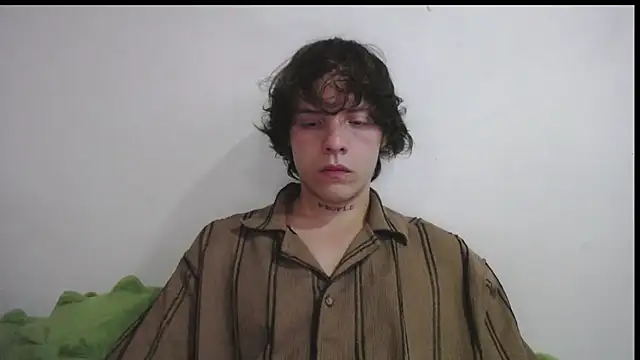 Snapshot of Santiago_kiler chatting on June 2026 12:21:02 AM Santiago kiler online show from June 2026 12:21:02 AM
