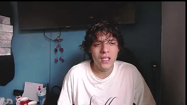 Santiago kiler online show from April 2026 04:44:02 PM