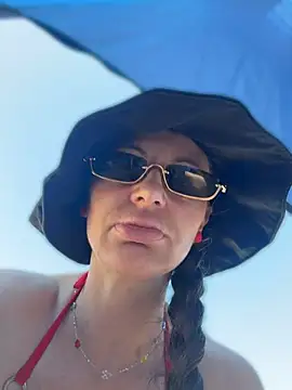 Snapshot of Natalieass chatting on May 2026 03:12:01 PM Natalieass online show from May 2026 03:12:01 PM