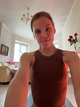 Snapshot of LeyaJohnson chatting on February 2026 11:43:02 AM LeyaJohnson online show from February 2026 11:43:02 AM