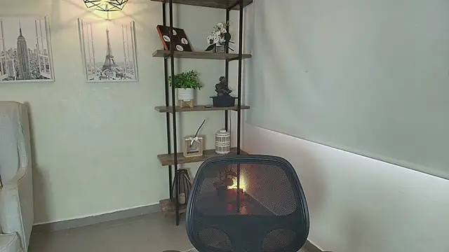 Sassy--Girl online show from March 2026 06:20:01 PM