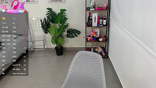 Sassy--Girl online show from March 2025 06:11:02 PM