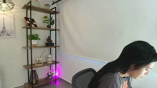 Sassy--Girl online show from March 2026 06:21:02 PM