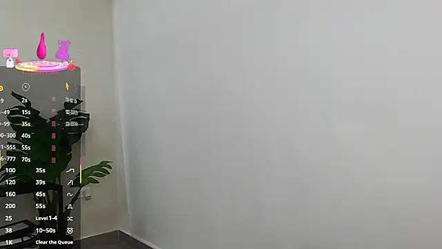 Sassy--Girl online show from March 2025 06:18:01 PM