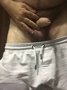 Snapshot of hairysmallcockguy chatting on January 2025 01:24:02 PM hairysmallcockguy online show from January 2025 01:24:02 PM