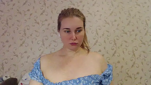 Snapshot of mmmPinUpGirl chatting on September 2025 10:26:01 AM mmmPinUpGirl online show from September 2025 10:26:01 AM