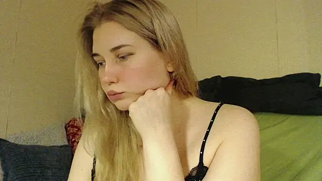 mmmPinUpGirl online show from November 2025 04:34:01 PM