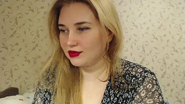 Snapshot of mmmPinUpGirl chatting on February 2025 08:36:01 PM mmmPinUpGirl online show from February 2025 08:36:01 PM