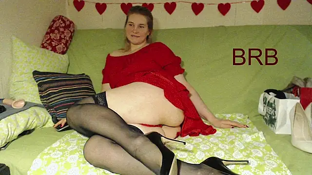 mmmPinUpGirl online show from March 2026 12:10:01 AM