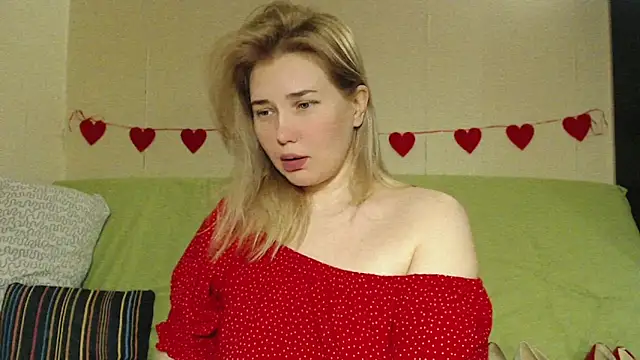 mmmPinUpGirl online show from April 2026 11:09:02 PM