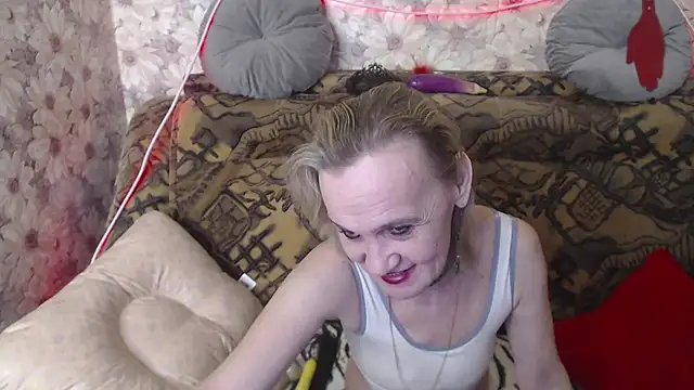 Snapshot of MissBekker chatting on March 2025 08:16:01 PM MissBekker online show from March 2025 08:16:01 PM