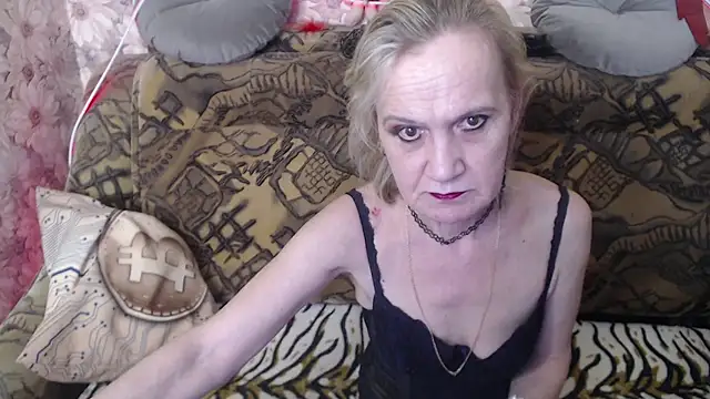 Snapshot of MissBekker chatting on January 2025 06:21:01 PM MissBekker online show from January 2025 06:21:01 PM
