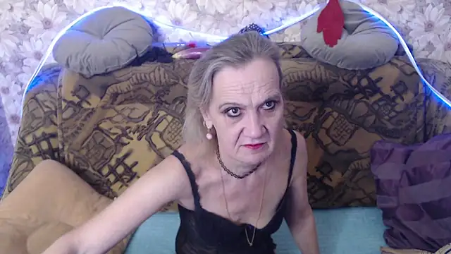 Snapshot of MissBekker chatting on November 2025 01:15:02 AM MissBekker online show from November 2025 01:15:02 AM