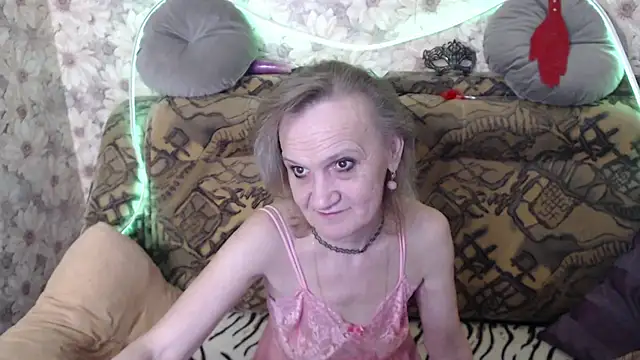 MissBekker online show from July 2026 09:37:01 PM
