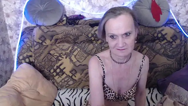 MissBekker online show from May 2026 11:19:02 AM