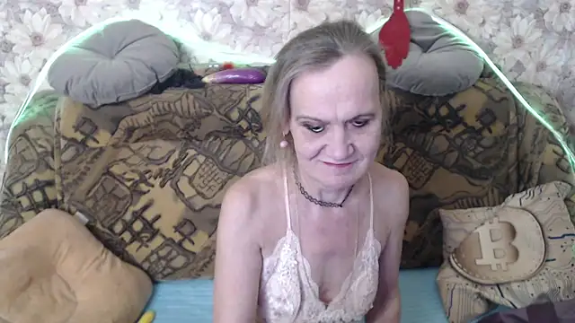 Snapshot of MissBekker chatting on November 2025 05:30:01 AM MissBekker online show from November 2025 05:30:01 AM