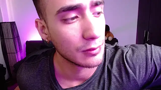 AlexRivera6 online show from January 2025 10:48:01 PM