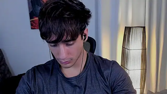 AlexRivera6 online show from April 2026 06:58:01 PM