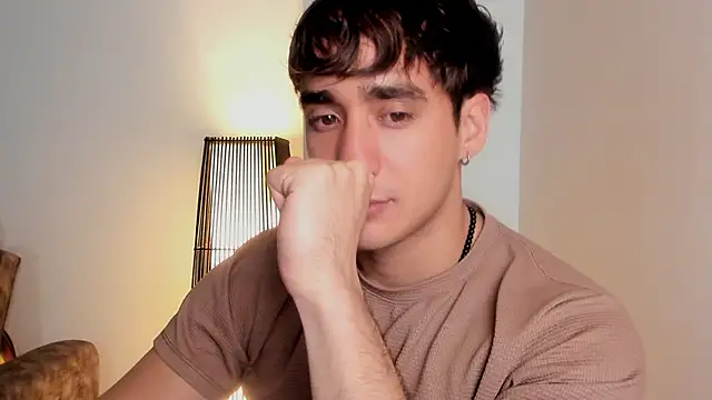 AlexRivera6 online show from December 2025 11:48:02 PM