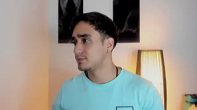 AlexRivera6 online show from October 2025 01:45:01 PM