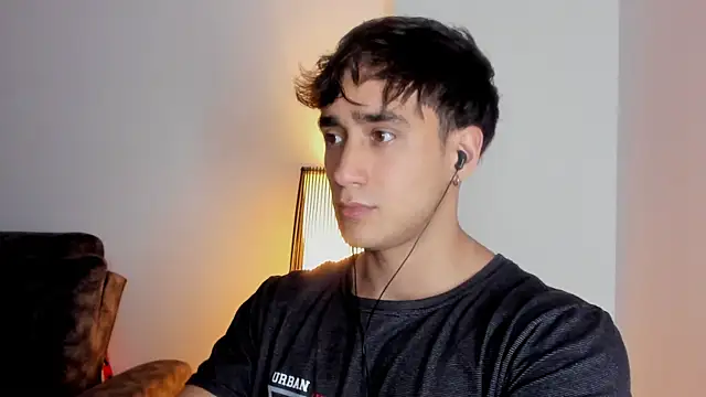 AlexRivera6 online show from December 2025 10:03:02 PM