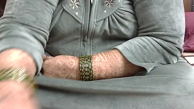 Kavya XX online show from November 2025 01:16:01 AM