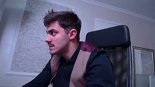 WilsonJules online show from January 2025 05:19:01 PM