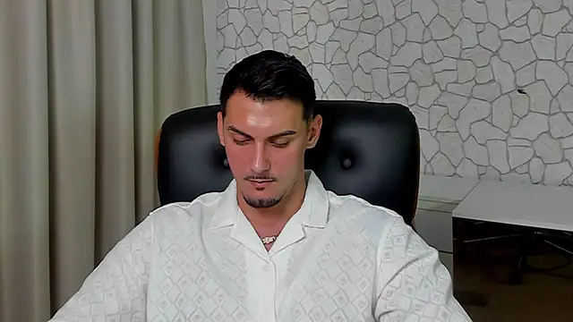 Snapshot of ClintMasters chatting on July 2026 10:02:02 AM ClintMasters online show from July 2026 10:02:02 AM