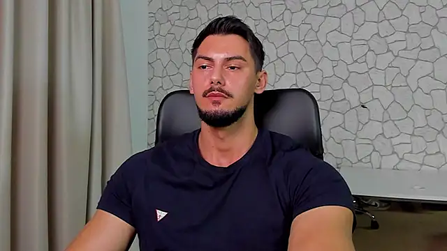 Snapshot of ClintMasters chatting on November 2025 06:56:02 AM ClintMasters online show from November 2025 06:56:02 AM