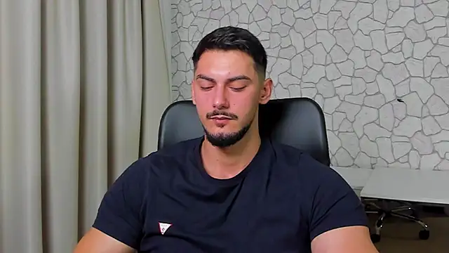 Snapshot of ClintMasters chatting on November 2025 05:45:02 AM ClintMasters online show from November 2025 05:45:02 AM